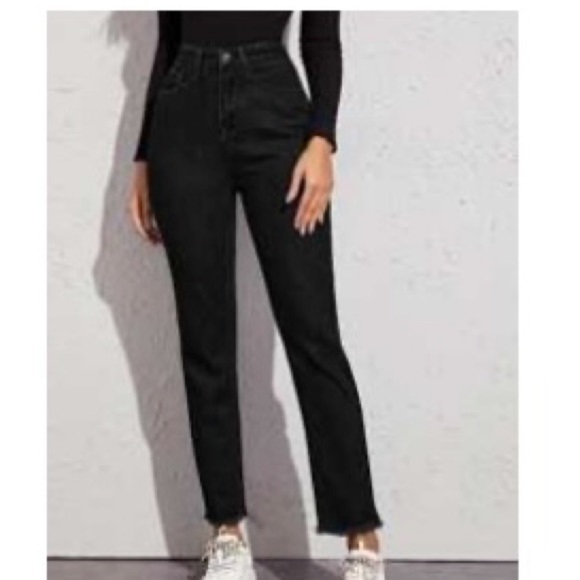 Women's SHEIN black High-waisted Raw Hem Jeans - Picture 1 of 10
